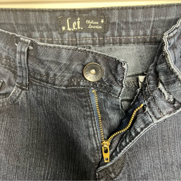 L.E.I Women's Jeans Low Rise Flare Boot Cut Julia Indigo size 10-12 - Picture 4 of 10